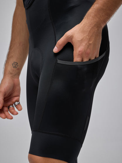 MEN'S ESSNTL CARGO BIB SHORTS - BLACK
